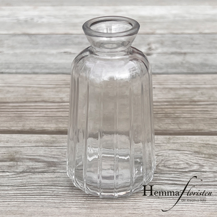 Glasvas 1 st 35 kr 2 för 55 kr