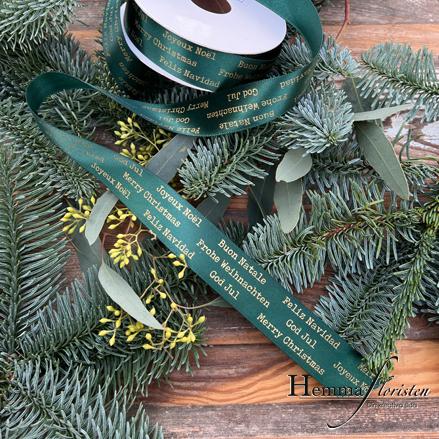 Band "God Jul" på flera språk – Grönt med Guldtext, 25 mm (pris/m)